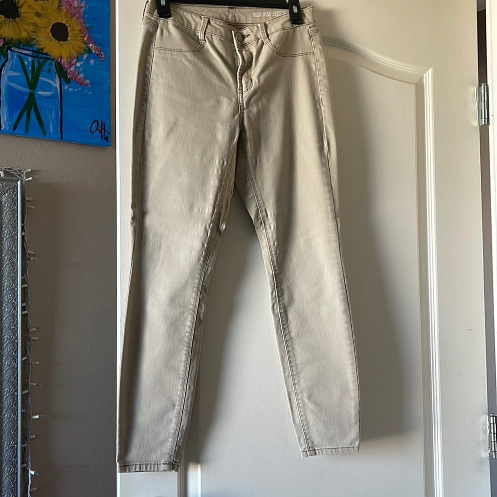 used Khaki jeggings